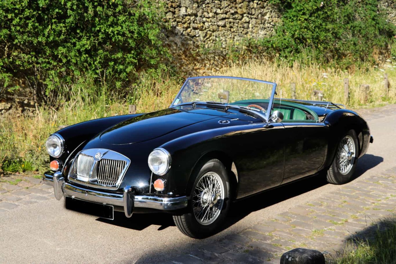 Cartis Classic Car | rent a classic car in France