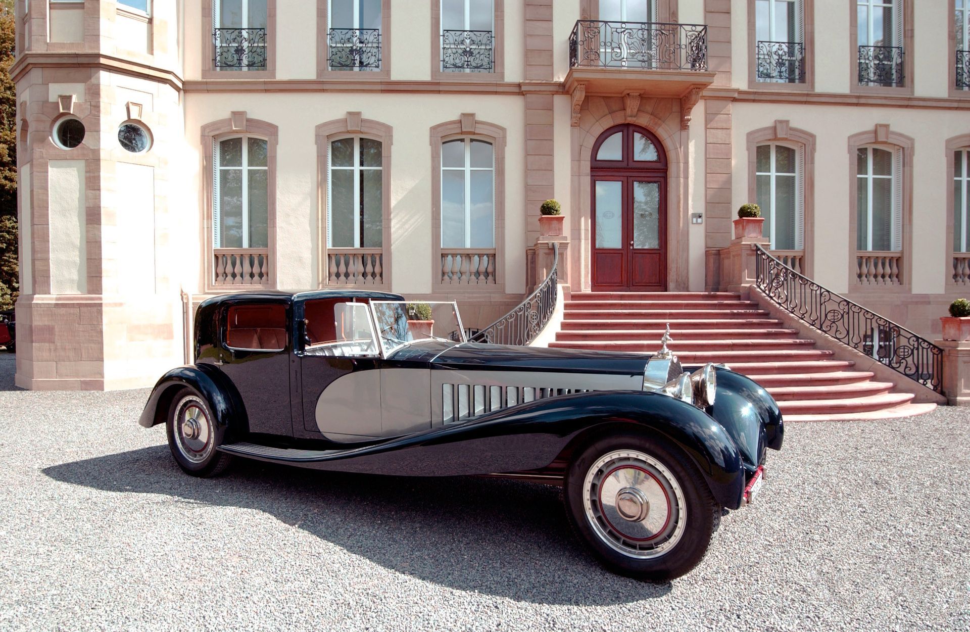 Classic Car Experiences: A New Way to Combine Luxury and Sustainability