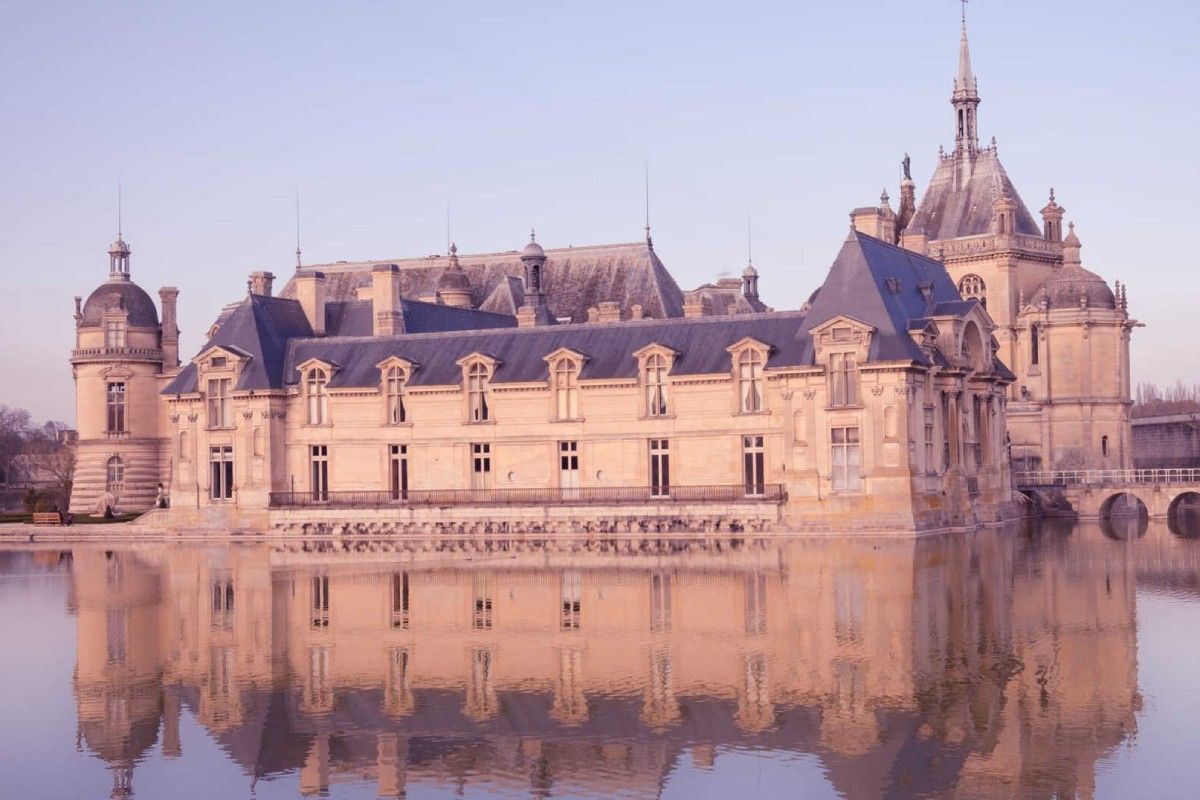 Imperial Chantilly - Luxury Corporate Rally between Castle and Forest